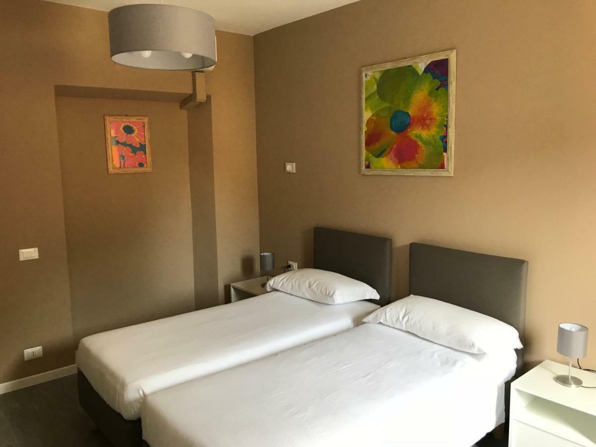 Casa Patrizia Hotell Gravellona Toce Eksteriør bilde